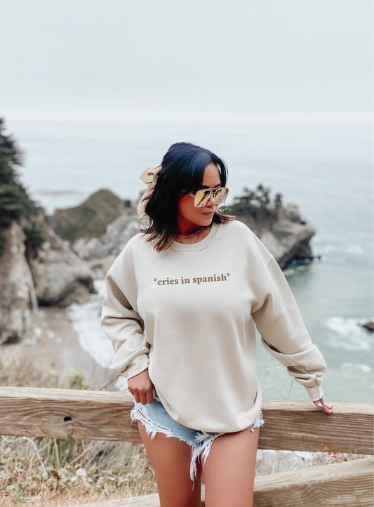 Cries in Spanish Crewneck